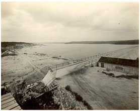 Medina Lake and Dam after construction (From http://www.edwardsaquifer.net/medinadamconstruction.html)